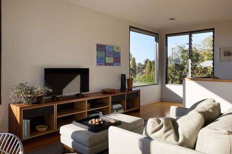 Photo of property in 38a Muritai Crescent, Havelock North, 4130