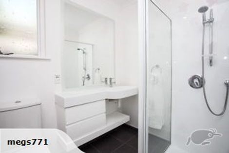 Photo of property in 2/32 Abberley Crescent, St Albans, Christchurch, 8014