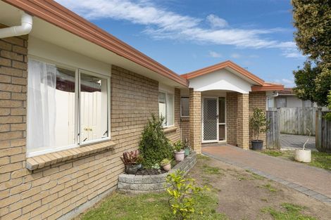 Photo of property in 79a Sturges Road, Henderson, Auckland, 0612