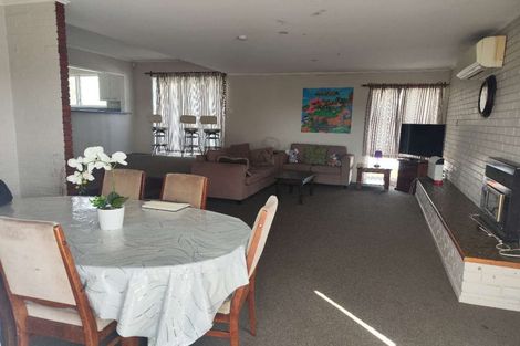 Photo of property in 10 Boys Place, Pakuranga Heights, Auckland, 2010