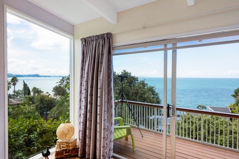 Photo of property in 25 Duncansby Road, Stanmore Bay, Whangaparaoa, 0932