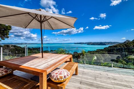 Photo of property in 180 Te Wahapu Road, Russell, 0272