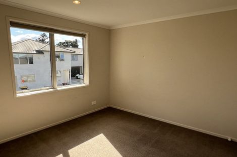 Photo of property in 24 Akeake Lane, Manurewa, Auckland, 2102