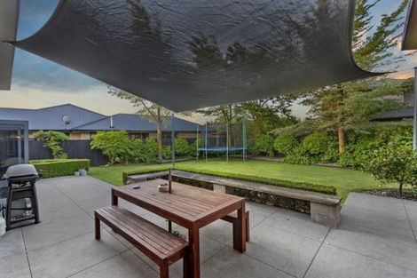 Photo of property in 6 Ruahine Place, Parklands, Christchurch, 8083