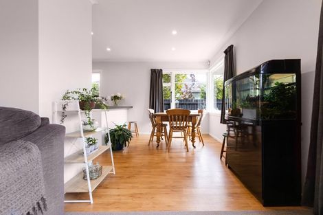 Photo of property in 8a Kyeburn Place, Avonhead, Christchurch, 8042