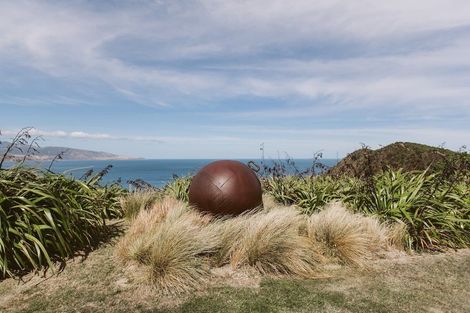 Photo of property in 15 Hungerford Road, Lyall Bay, Wellington, 6022