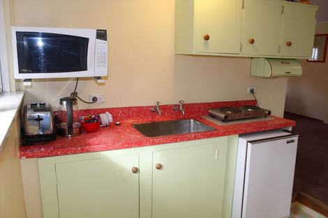 Photo of property in 5 Pioneer Drive, Lake Tekapo, 7999