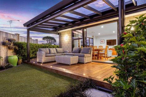 Photo of property in 45 Cotula Way, Papamoa Beach, Papamoa, 3118