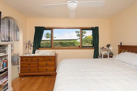 Photo of property in 2 Duncan Road, Awhitu, Waiuku, 2684