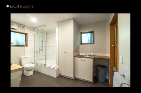 Photo of property in 12a Windsor Place, Queenstown, 9300