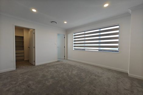 Photo of property in 70 Michael Bosher Way, Flat Bush, Auckland, 2019
