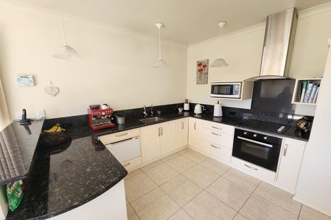 Photo of property in 1095 Queen Street East, Levin, 5571