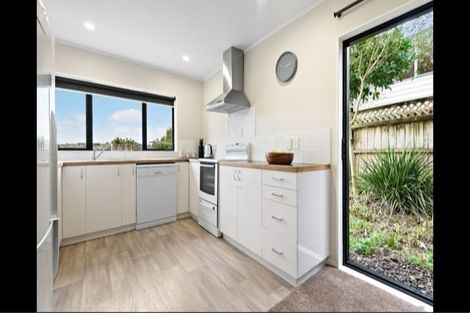 Photo of property in 18 The Glade North, Pukekohe, 2120