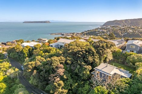 Photo of property in 100 Motuhara Road, Plimmerton, Porirua, 5026