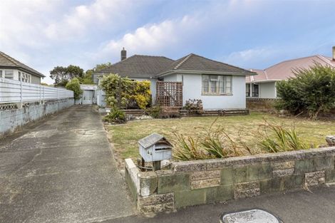 Photo of property in 44 Andrew Avenue, Roslyn, Palmerston North, 4414