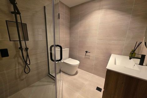 Photo of property in 18f Sunnyhill Crescent, Sunnyhills, Auckland, 2010