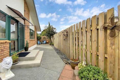 Photo of property in 15a Clarkson Crescent, Maunu, Whangarei, 0110