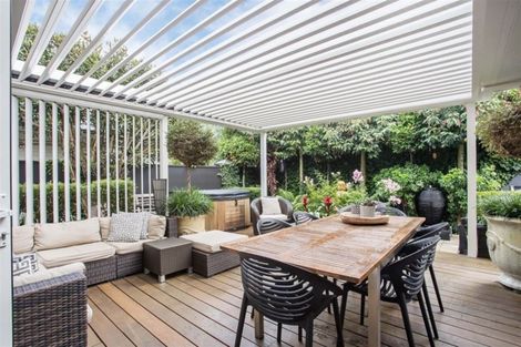 Photo of property in 40 Wroxton Terrace, Merivale, Christchurch, 8014