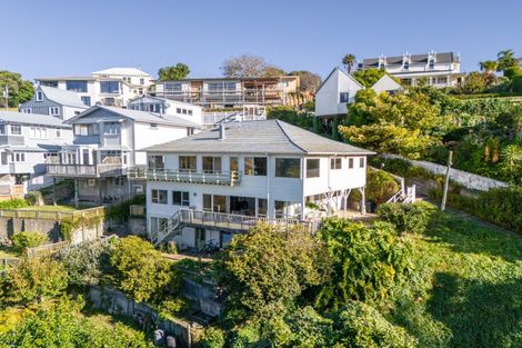 Photo of property in 17 Fitzroy Road, Bluff Hill, Napier, 4110