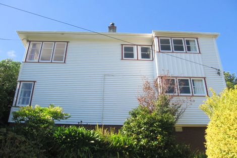 Photo of property in 2 Walden Street, Strathmore Park, Wellington, 6022