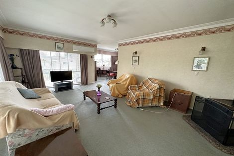 Photo of property in 27 Benalder Crescent, Tokoroa, 3420