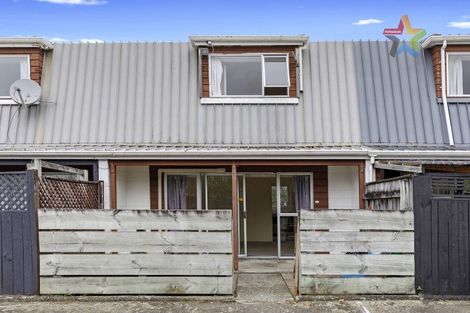 Photo of property in 8c Montgomery Crescent, Clouston Park, Upper Hutt, 5018