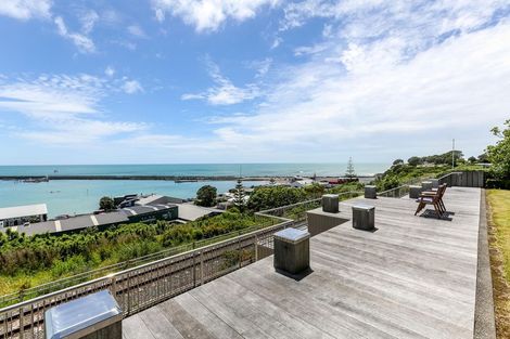 Photo of property in 26 Roy Terrace, Moturoa, New Plymouth, 4310