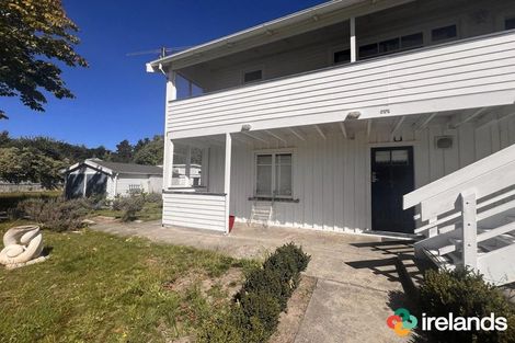 Photo of property in 7 Bridge Street, Waikuku Beach, 7473