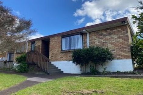 Photo of property in 1 Spears Place, Botany Downs, Auckland, 2010