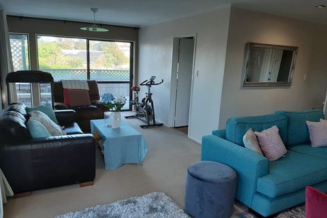Photo of property in 90b Simmental Crescent, Somerville, Auckland, 2014