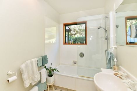 Photo of property in 24 Kanuka Road, Sandspit, Warkworth, 0982