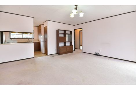 Photo of property in 2/54 Doment Crescent, Orewa, 0931