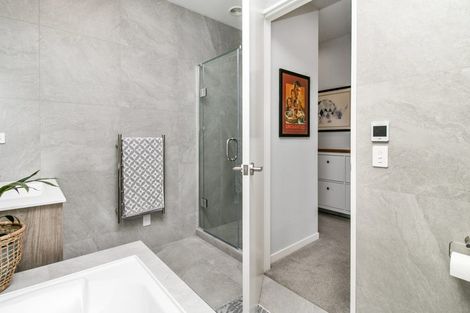 Photo of property in 18 Porowha Road, Westgate, Auckland, 0814