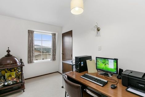 Photo of property in 7 Epping Grove, Karori, Wellington, 6012