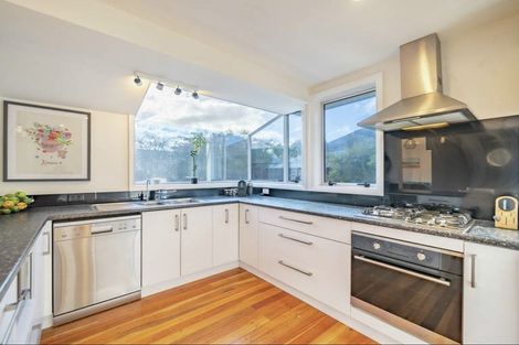 Photo of property in 34 Shakespeare Avenue, Trentham, Upper Hutt, 5018