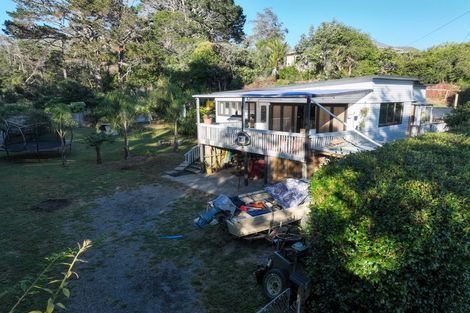 Photo of property in 106 Komiti Road, Tinopai, Matakohe, 0593