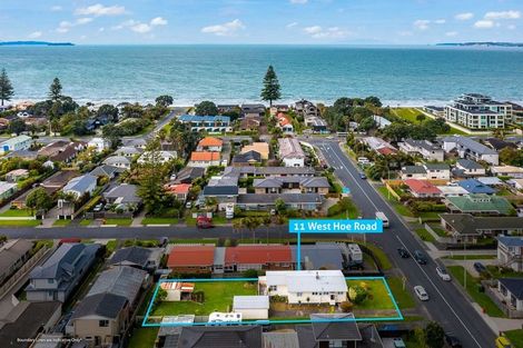 Photo of property in 11 West Hoe Road, Orewa, 0931