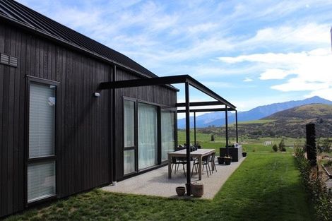 Photo of property in 29 Double Cone Road, Jacks Point, Queenstown, 9371