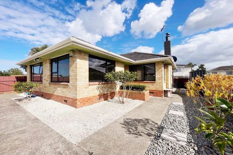 Photo of property in 43 Mclean Avenue, Papatoetoe, Auckland, 2025