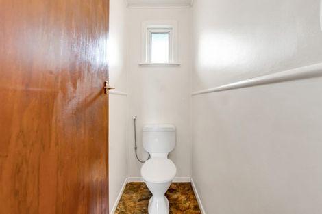 Photo of property in 38 Cowling Road, Hurdon, New Plymouth, 4310