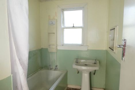 Photo of property in 26 Bentham Street, Westport, 7825