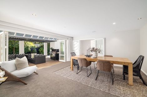 Photo of property in 48 Glandovey Road, Fendalton, Christchurch, 8052