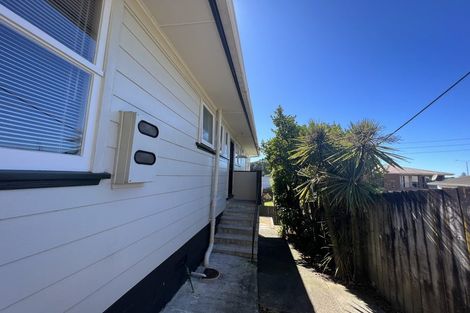 Photo of property in 234 Triangle Road, Massey, Auckland, 0614