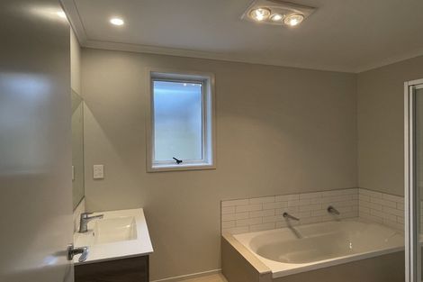 Photo of property in 61 Hills View Drive, Papamoa, 3118