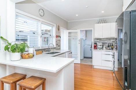 Photo of property in 30 Duncan Road, St Andrews, Hamilton, 3200