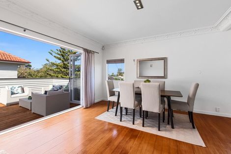 Photo of property in 4 The Esplanade, Campbells Bay, Auckland, 0630