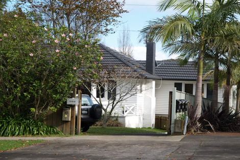 Photo of property in 15 Sandspit Road, Cockle Bay, Auckland, 2014