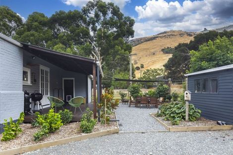 Photo of property in 3883 Christchurch Akaroa Road, Little River, 7591