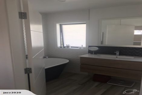 Photo of property in 19 Pacific View, Whitby, Porirua, 5024