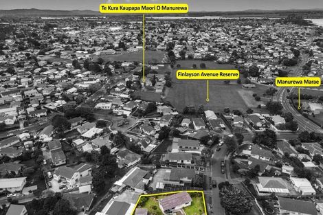 Photo of property in 21 Ngatira Place, Clendon Park, Auckland, 2103